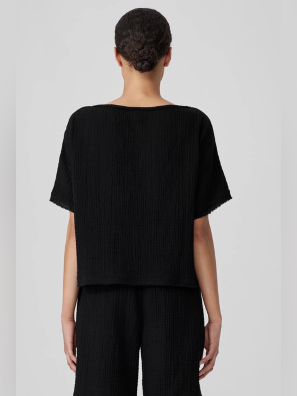 Eileen Fisher 100% Cotton Lofty Gauze Bateau Neck Top boxy fit BLACK short